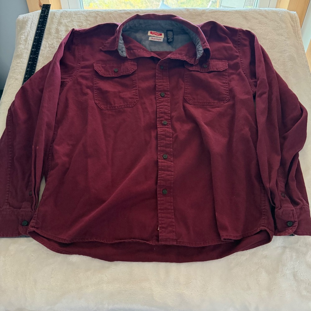 Wrangler Flex for Comfort Mens Large Burgundy Maroon Button Down Shirt HLB1SWR